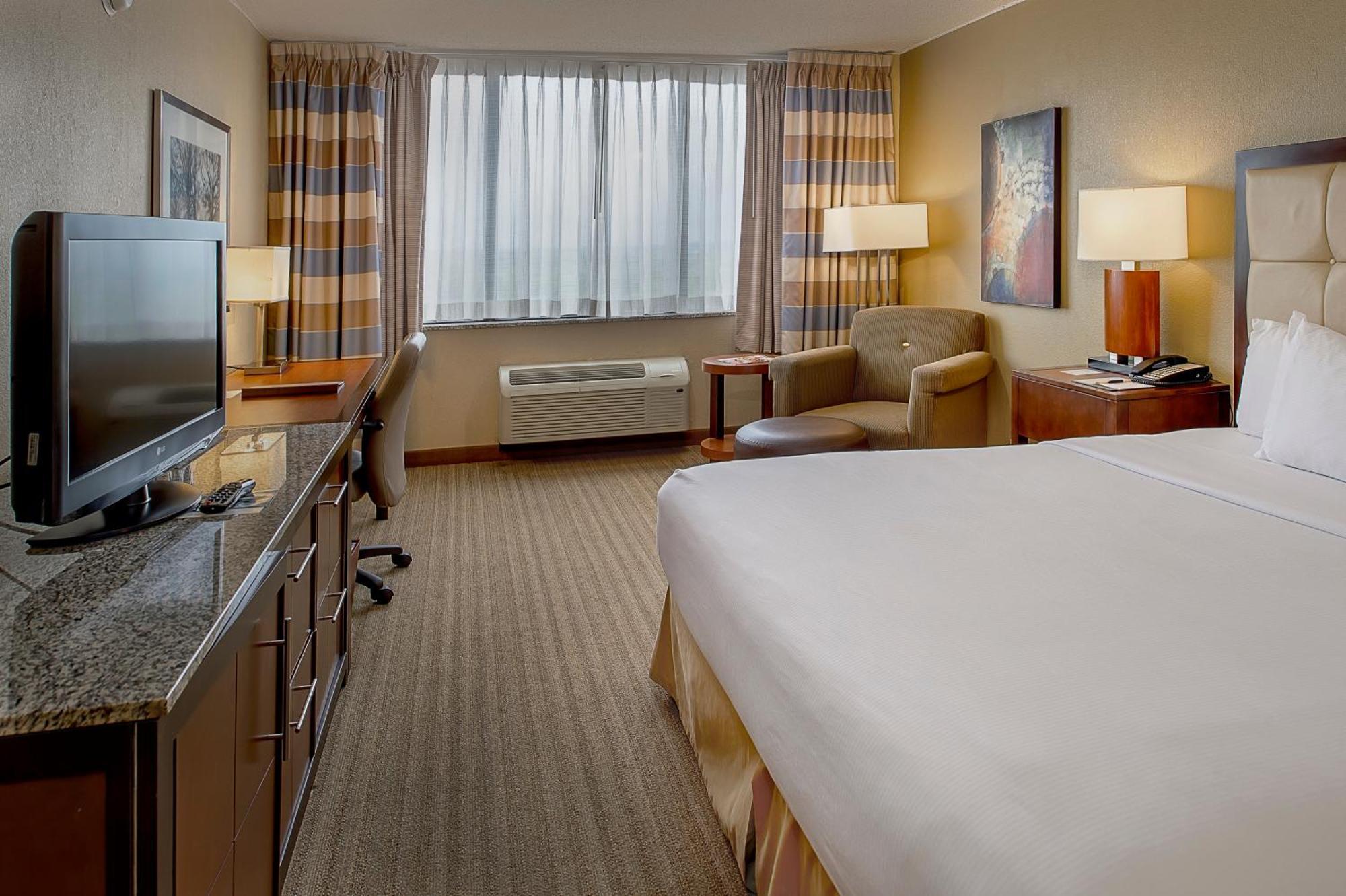 Hotel Doubletree By Hilton St. Louis At Westport Maryland Heights Zewnętrze zdjęcie